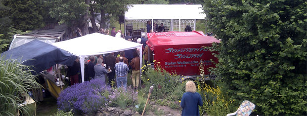 Patricia Vonne Band im Garten des Woodstore